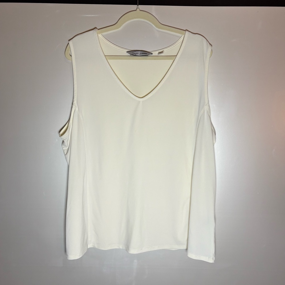 Avenue Cream V-Neck Tank Top